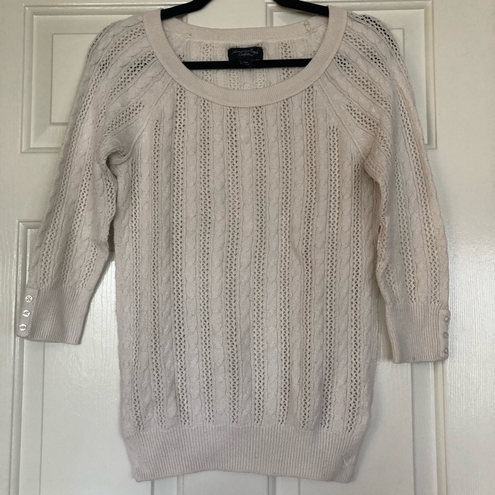 American Eagle Outfitters Ivory 3/4 Sleeve Sweater